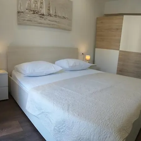 Luxury Frane Διαμέρισμα *