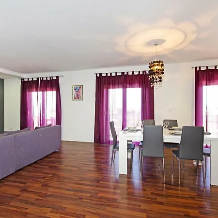 Luxury Frane Podstrana