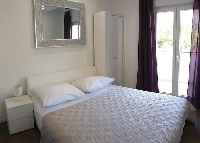 Luxury Frane Podstrana